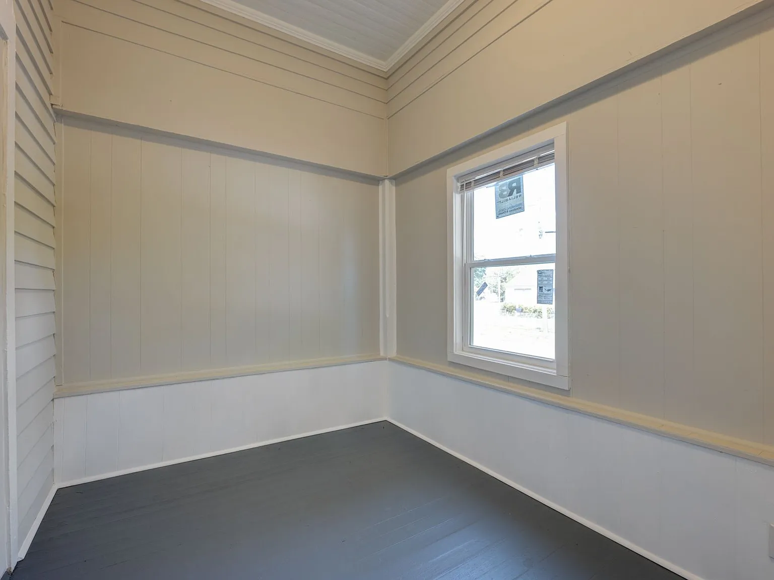 2 bed, 900 sqft, $1,300 — Photo 3