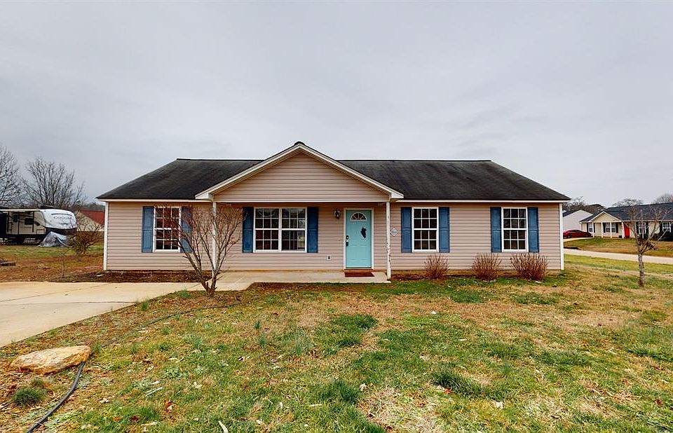 1st image of 2 Bodine Dr #2