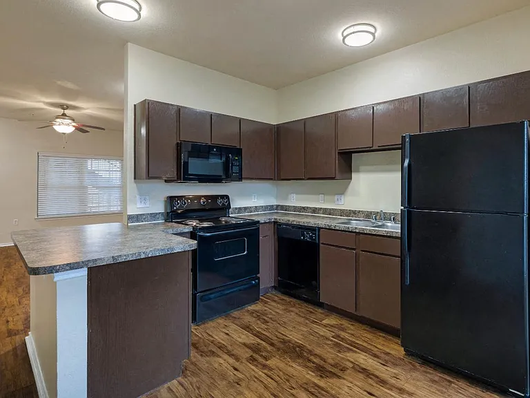 2700 Oak Moor Rd — Photo 10