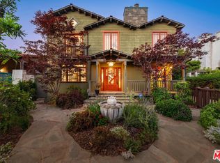 709 10th St, Santa Monica, CA 90402