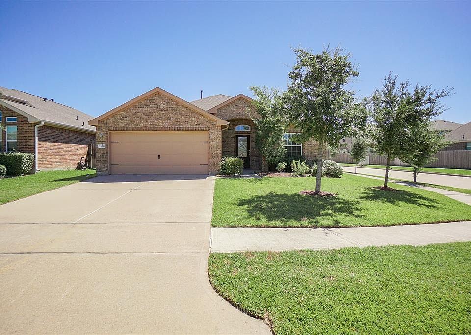 1st image of 26519 Grey Sparrow Dr