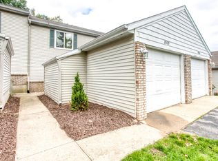 8529 Courtland Dr NE #9, Rockford, MI 49341