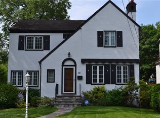 52 Parkway E, Mount Vernon, NY 10552