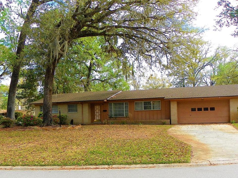 1st image of 4805 Brighton Dr