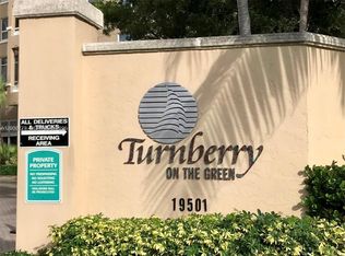 19501 W Country Club Dr APT 210, Aventura, FL 33180