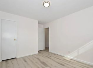 72 Country Village Rd #1-1NJ, Jersey City, NJ 07305