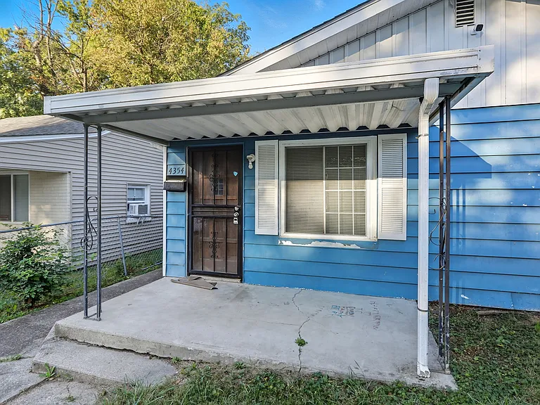 4354 Norwaldo Ave — Photo 3