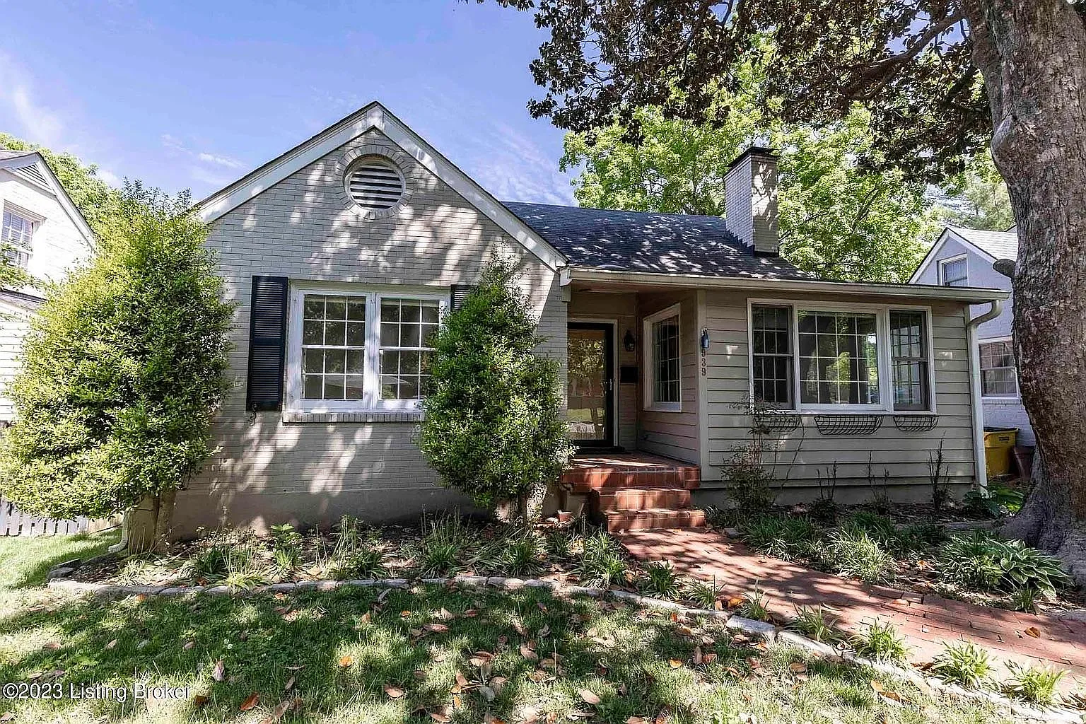 3 bed, 1700 sqft, $3,200 — Photo 1