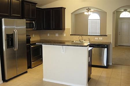 3rd image of 4805 Bayer Hollow Dr