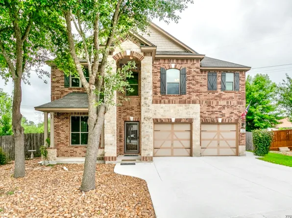 10801 FOX CRST, Live Oak, TX 78233