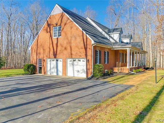 3rd image of 2981 Maple Grove Ln