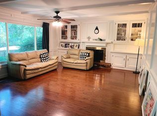 406 Whitree Ln, Chesterfield, MO 63017