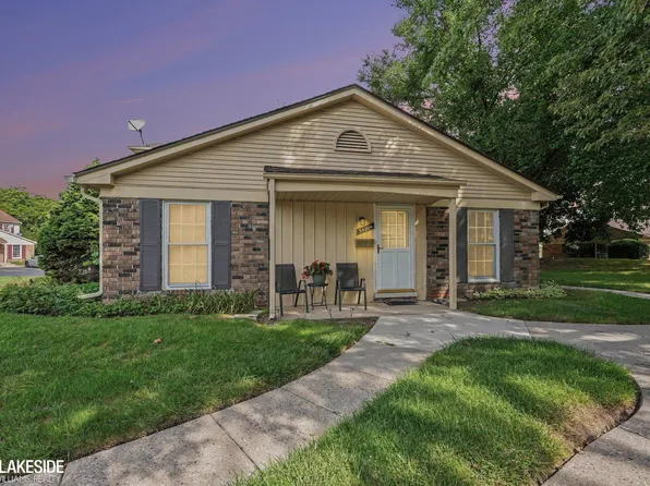 34204 Garfield Cir, Fraser, MI 48026