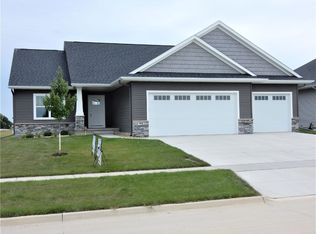 124 Eastview Ave, Marion, IA 52302, MLS #2300123