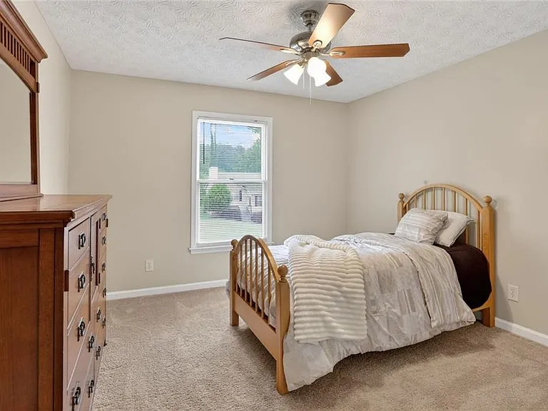 2562 Kennesaw Springs Ct NW — Photo 22