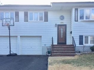 2686 Hus Ct, Union, NJ 07083