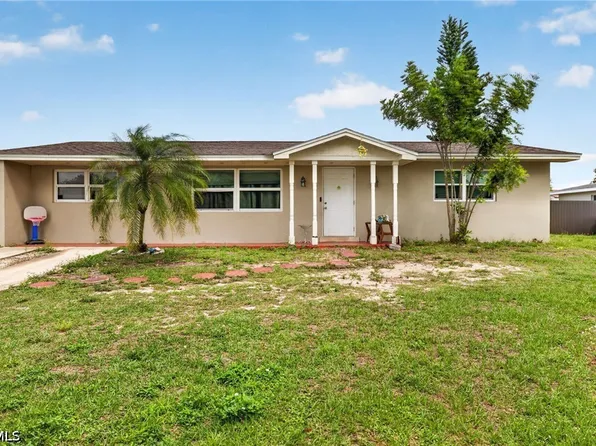 208 Norwich Ave, Lehigh Acres, FL 33936