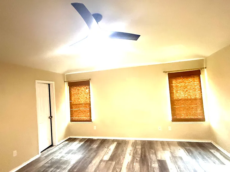 1205 Marlee Cir — Photo 7