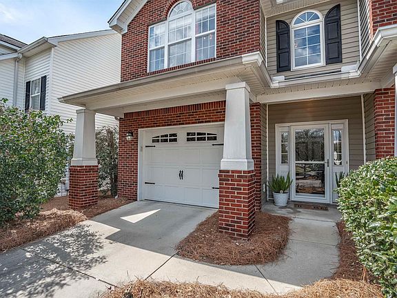 2nd image of 119 Gavinshire Rd