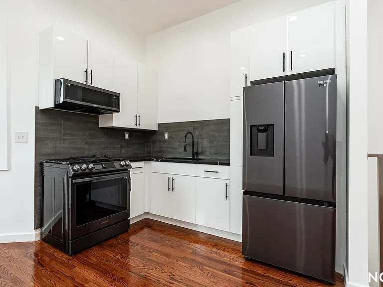 431 Cleveland St #3 — Photo 17