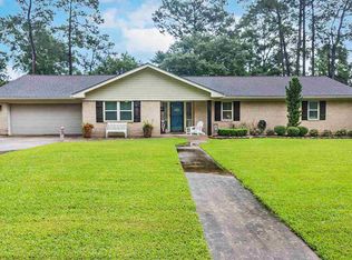 104 Greenwood St, Silsbee, TX 77656