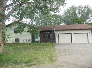 3804 University Ave, Williston, ND 58801