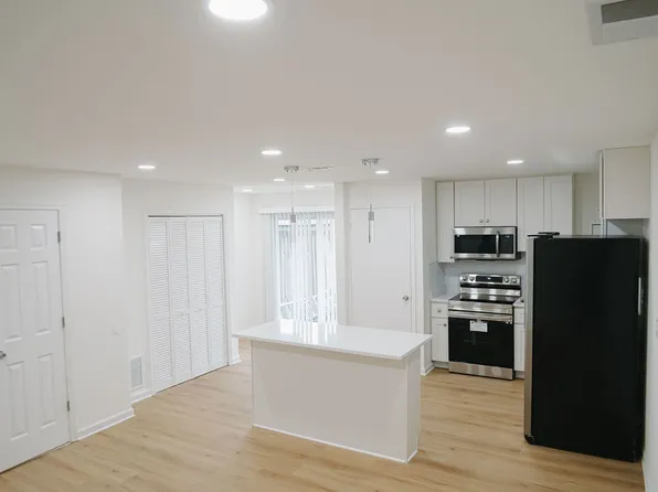12078 Stallion Ct, Woodbridge, VA 22192