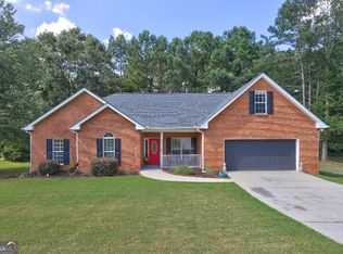 557 Togwatee Pass, Hampton, GA 30228