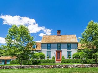 27 Long Lots Rd, Westport, CT 06880