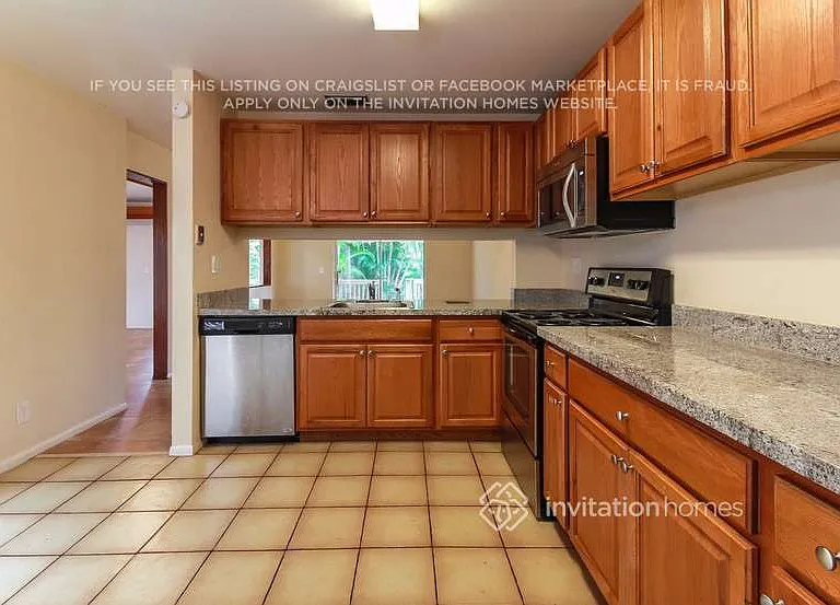 3944 NW 2nd Ct — Photo 5