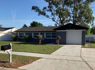 706 Tradewinds Dr, Brandon, FL 33511