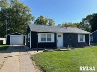7001 N Pine St, Davenport, IA