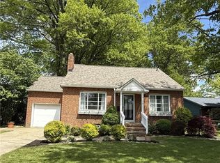 1089 Homestead Rd, South Euclid, OH 44121