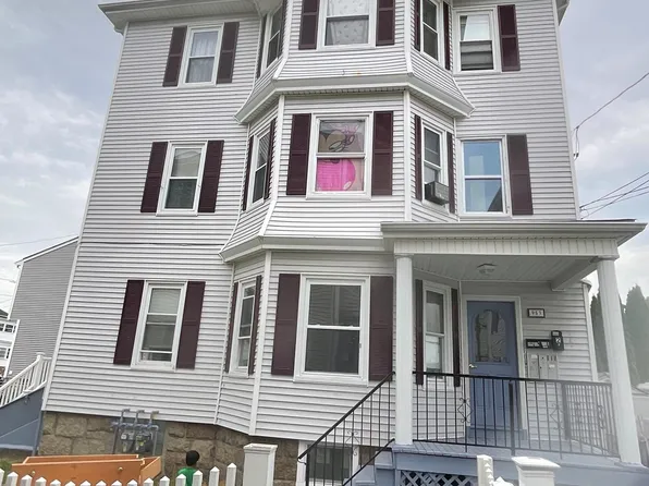953 Globe St, Fall River, MA 02724
