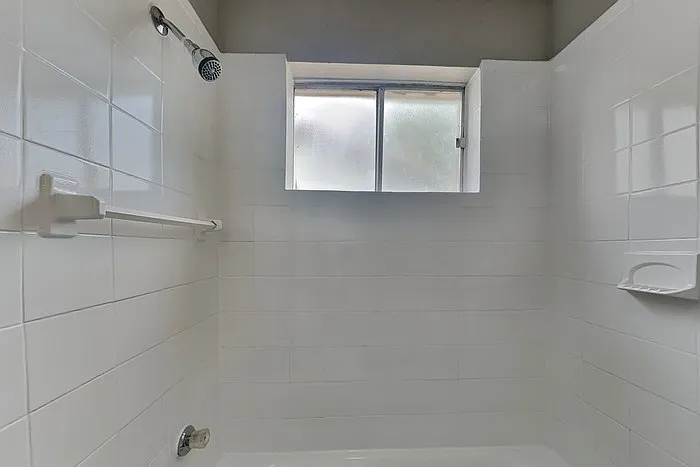 24030 Griffin House Ln — Photo 12