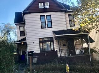 414 E Division St, New Castle, PA