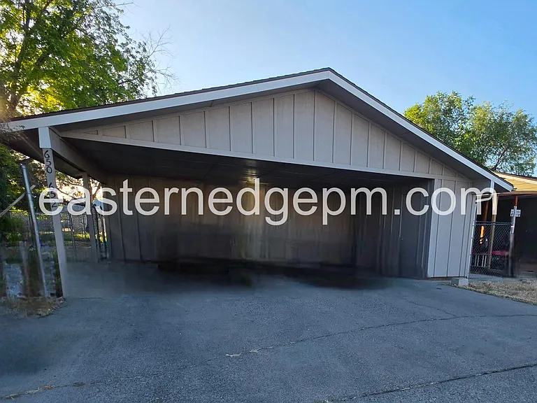 650 NW 6th St #652 — Photo 2