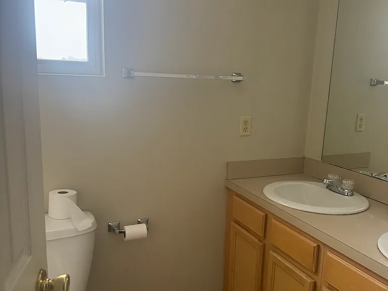 9377 Winding Creek Dr — Photo 2