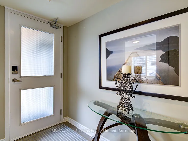 4 Brandy Lane Dr #108 — Photo 6