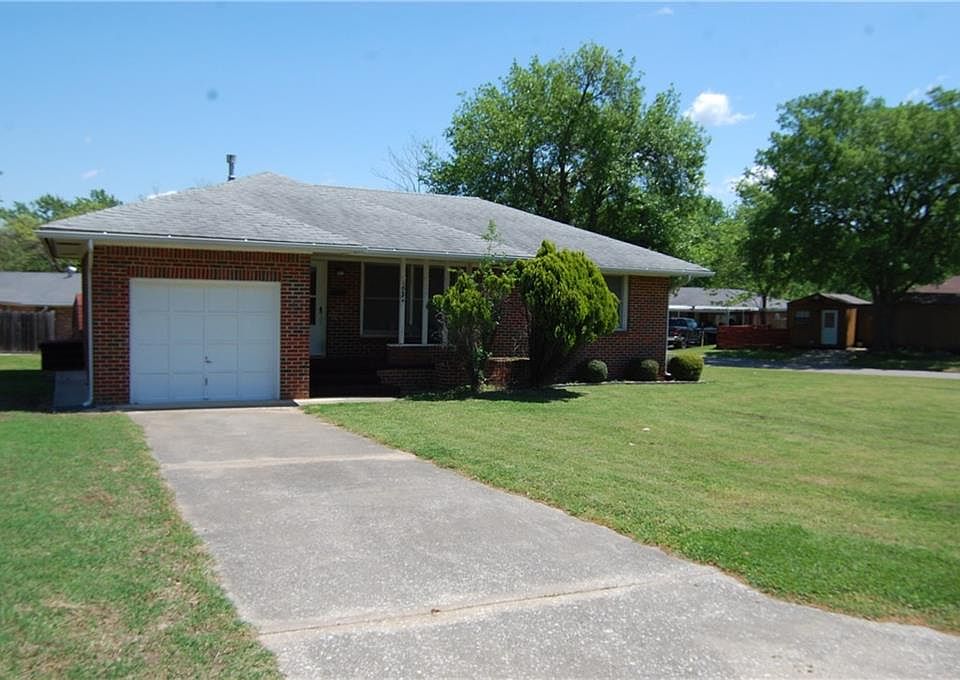 1st image of 1034 Sunnymeade Dr