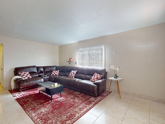 5th image of 1504 Roosevelt Ave