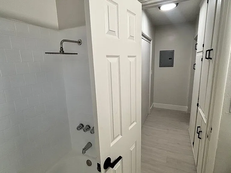 6809 Baird Ave — Photo 6