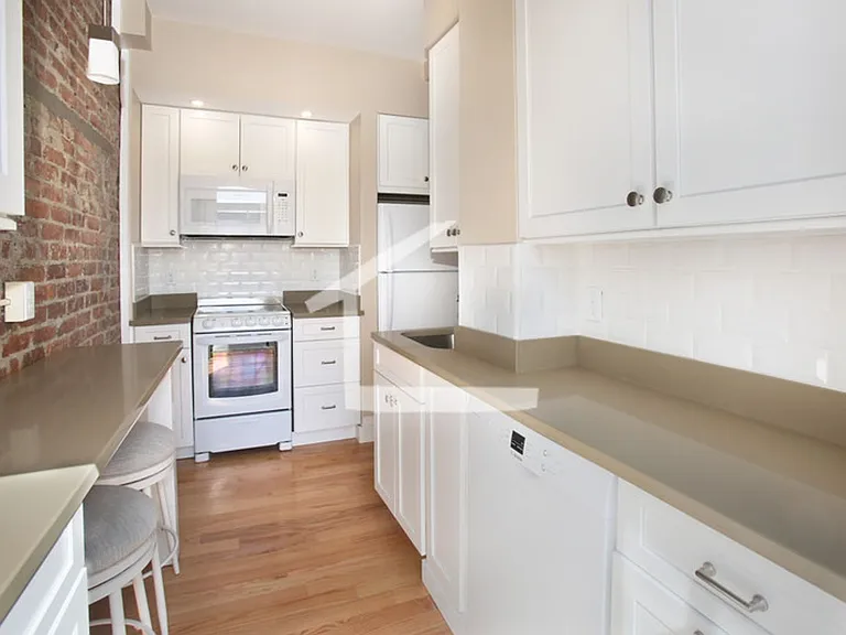 1101 Boylston St #52 — Photo 4