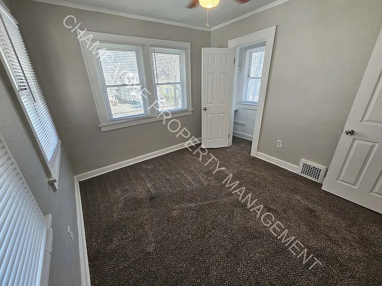 4013 Bellefontaine Ave — Photo 4