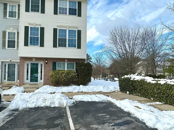 7714 Periwinkle Way, Severn, MD 21144