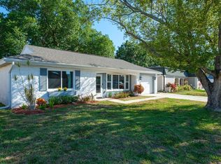3332 Honeymoon Ln, Holiday, FL 34691