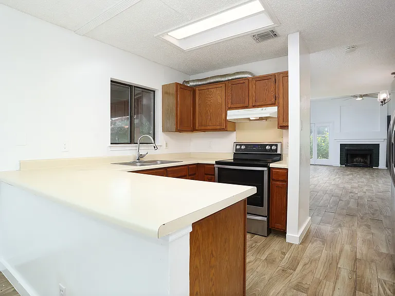 7068 Beech Trail Dr — Photo 8