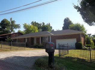 1130 Woodlawn Trce, Madisonville, KY 42431