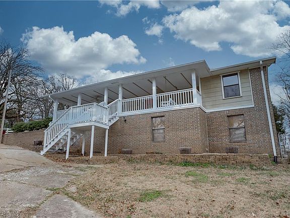 2nd image of 12 Mount Vista Ave