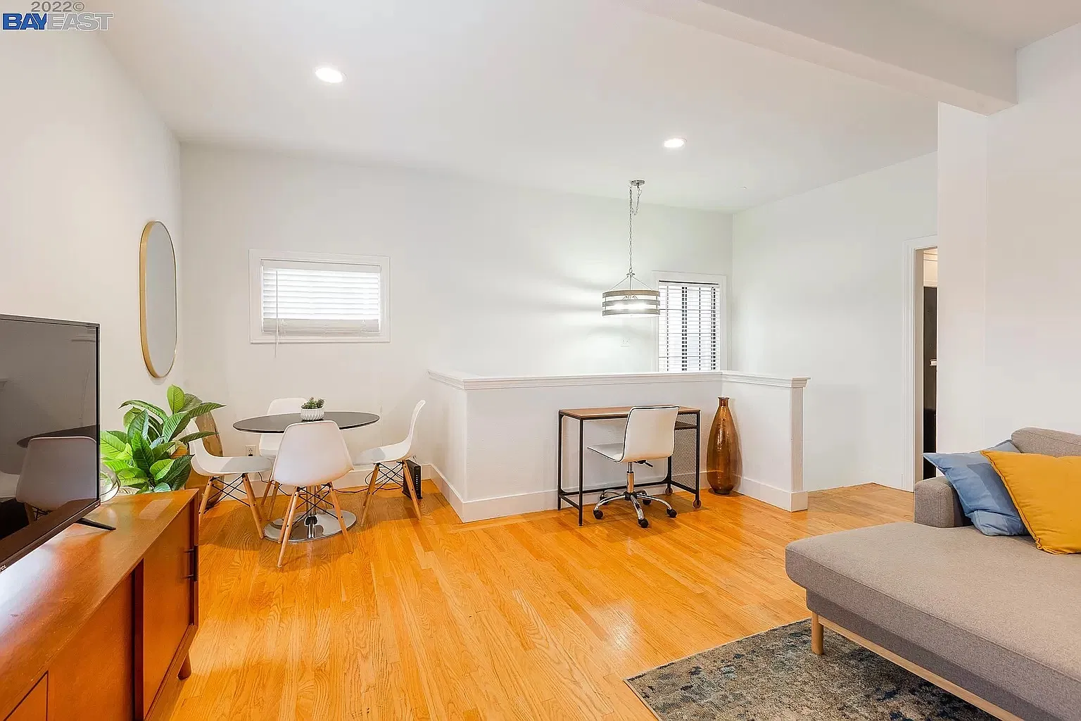 2 bed, 1066 sqft, $3,600 — Photo 4